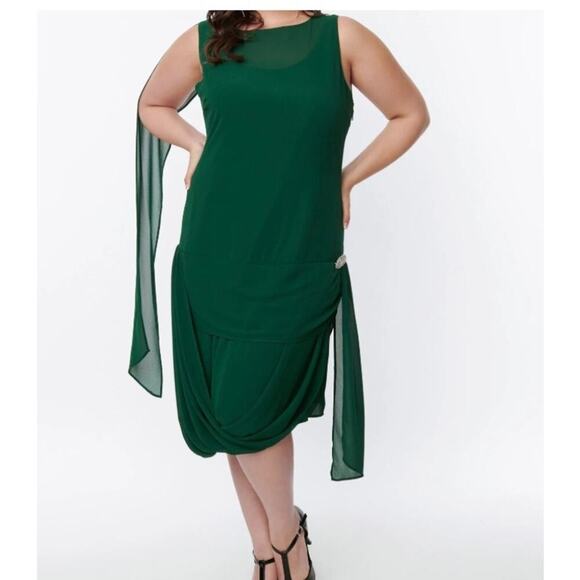 Unique Vintage 1920s Flapper Dress Black Sz L with 
Art Deco Brooch - Picture 2 of 7